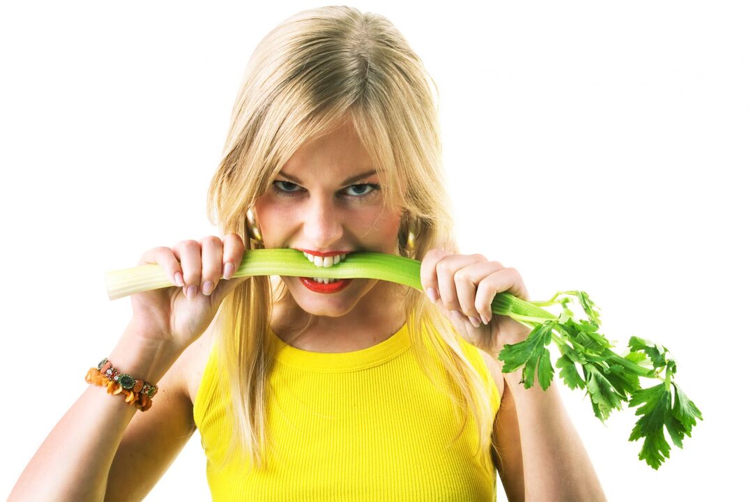 girl who eats celery to lose weight