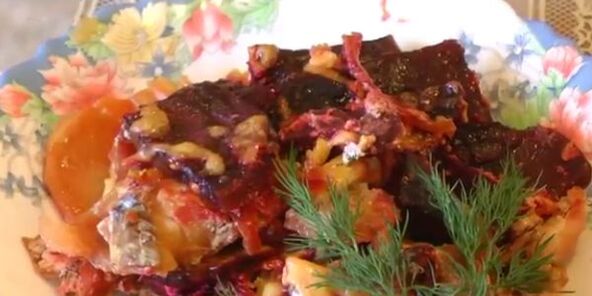 Baked pollock fillets with beets for Dukan diet